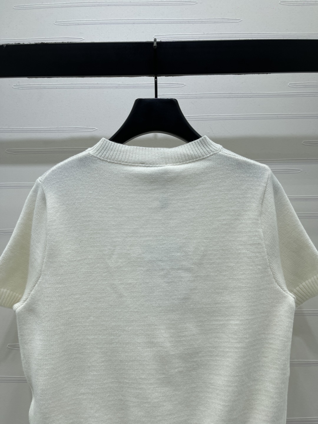 Women's short sleeves